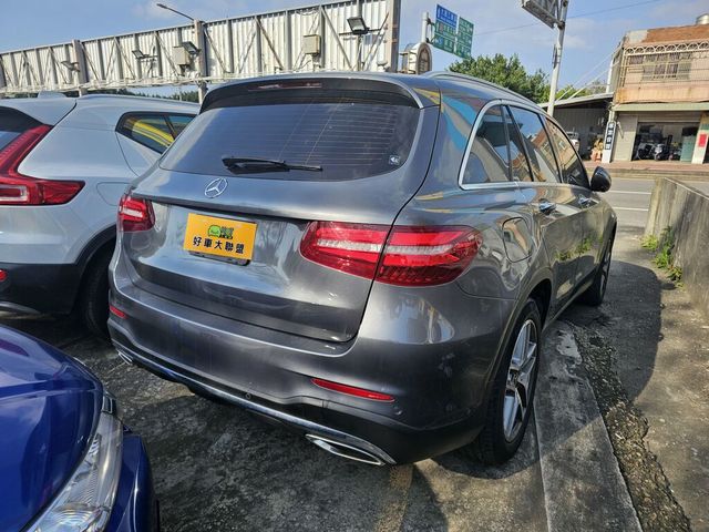 M-BENZ賓士 GLC250  第2張相片