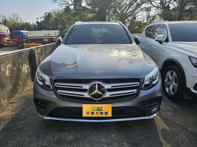 M-BENZ賓士 GLC250  第3張相片