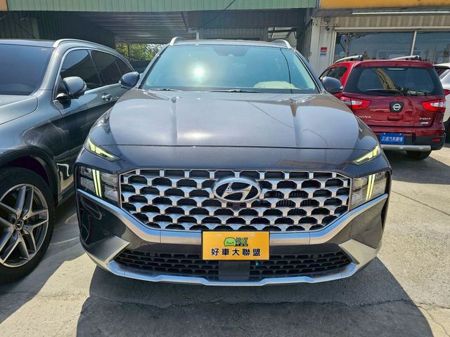 HYUNDAI現代 SANTA FE  第3張相片
