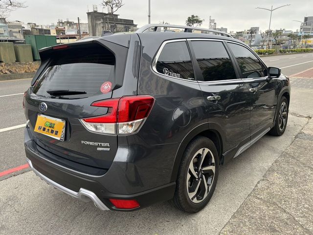SUBARU速霸陸 FORESTER  第2張相片
