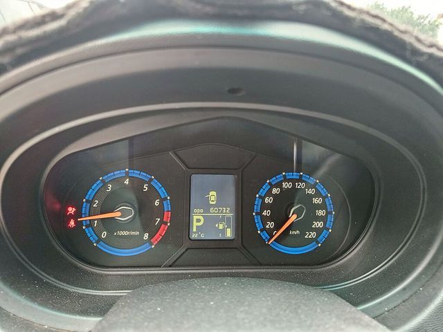 MITSUBISHI三菱 COLT PLUS  第5張相片