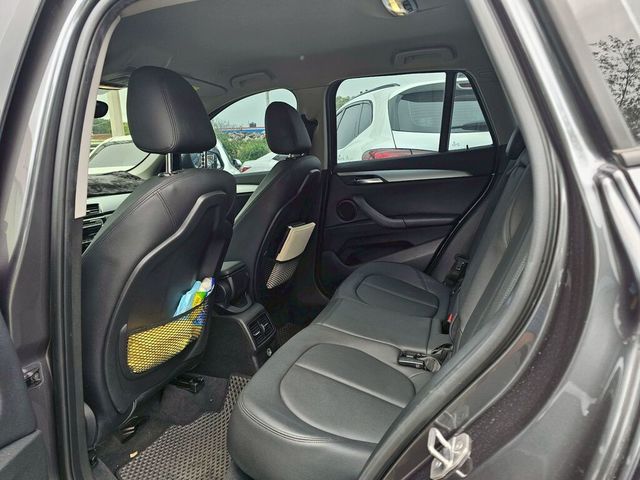 BMW寶馬 X1  第9張相片