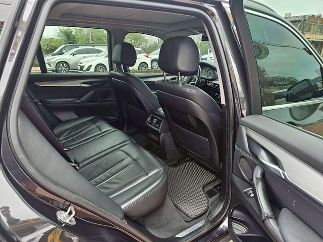 BMW寶馬 X5 XDRIVE25D  第7張相片