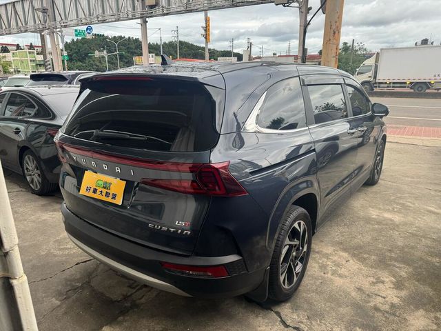 HYUNDAI現代 CUSTIN  第2張相片