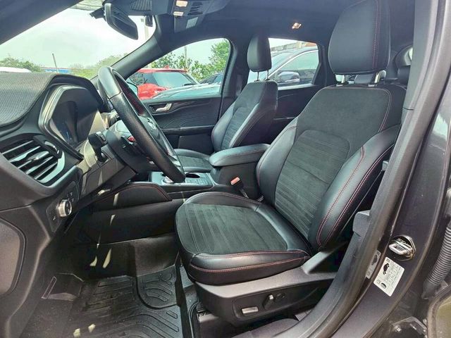 FORD福特 KUGA  第7張相片