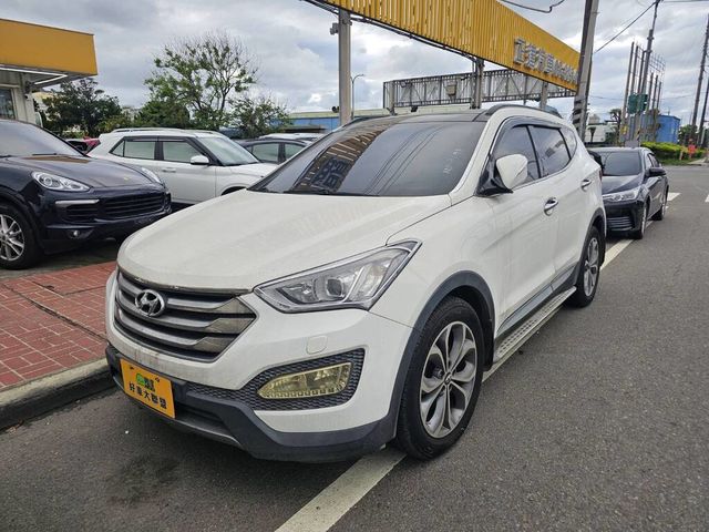 HYUNDAI現代 SANTA FE  第1張相片