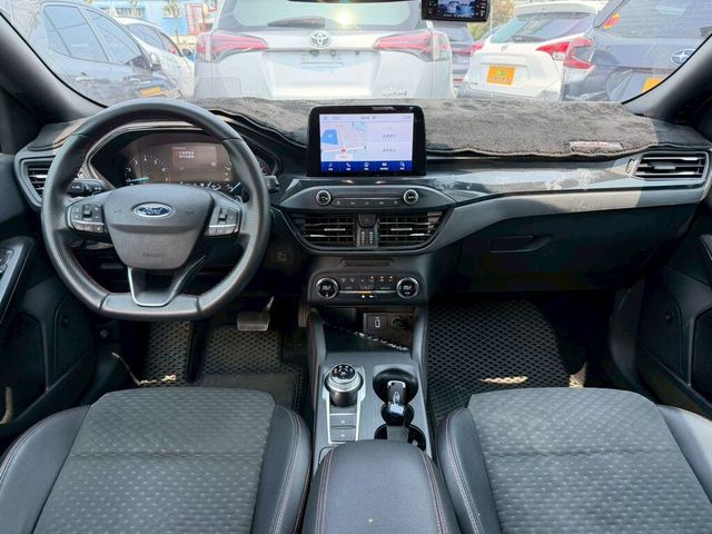 FORD福特 FOCUS ST  第8張相片