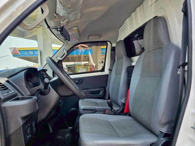 TOYOTA豐田 TOWN ACE  第5張相片