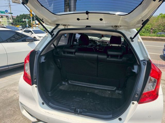 HONDA本田 FIT  第10張相片