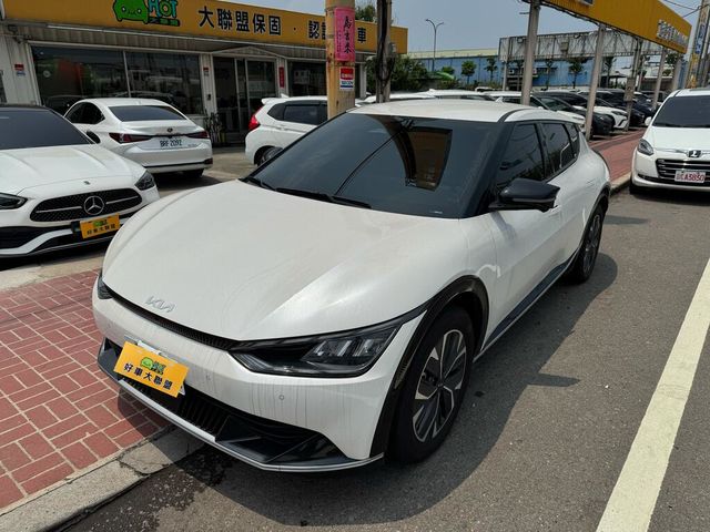 KIA起亞 EV6  第1張相片