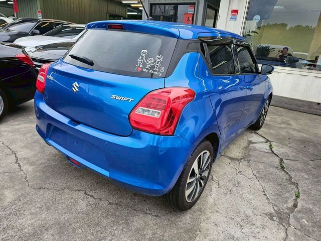 SUZUKI鈴木 SWIFT  第2張相片
