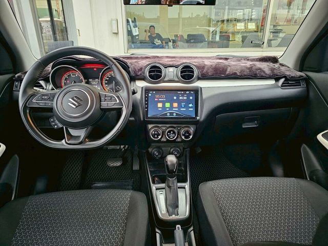 SUZUKI鈴木 SWIFT  第9張相片