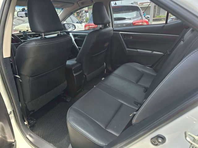 TOYOTA豐田 ALTIS  第9張相片