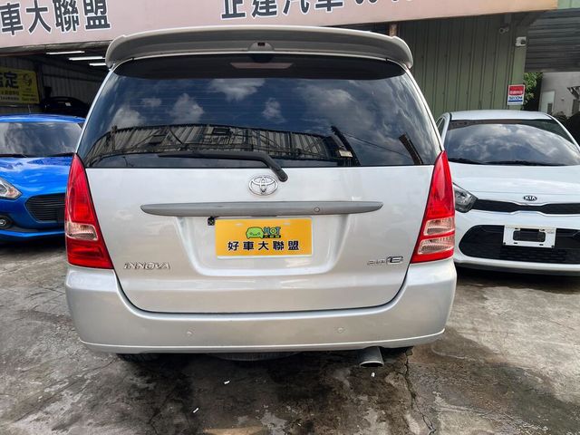 TOYOTA豐田 INNOVA  第4張相片