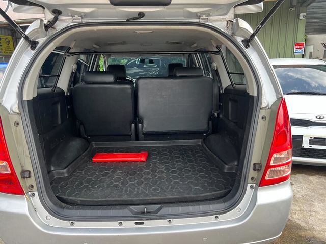 TOYOTA豐田 INNOVA  第10張相片