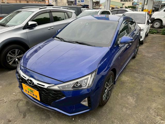 HYUNDAI現代 ELANTRA  第1張相片