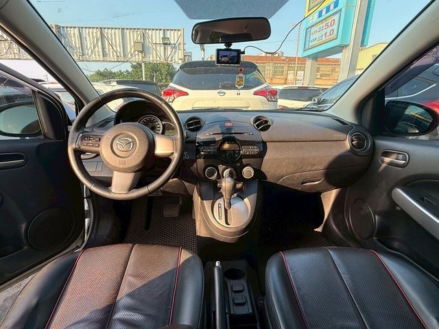 MAZDA馬自達 MAZDA 2  第6張相片