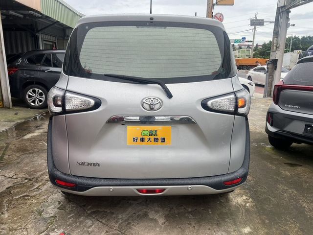TOYOTA豐田 SIENTA  第4張相片