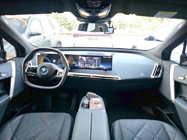 BMW寶馬 IX XDRIVE50  第6張相片