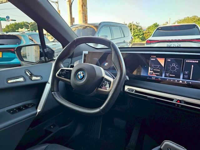 BMW寶馬 IX XDRIVE50  第7張相片