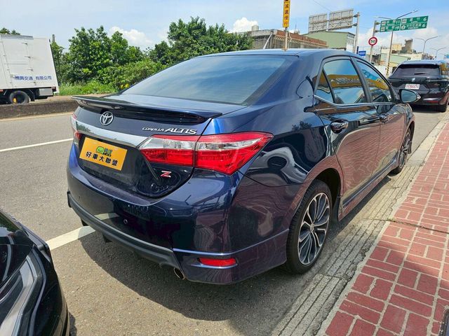TOYOTA豐田 ALTIS  第2張相片