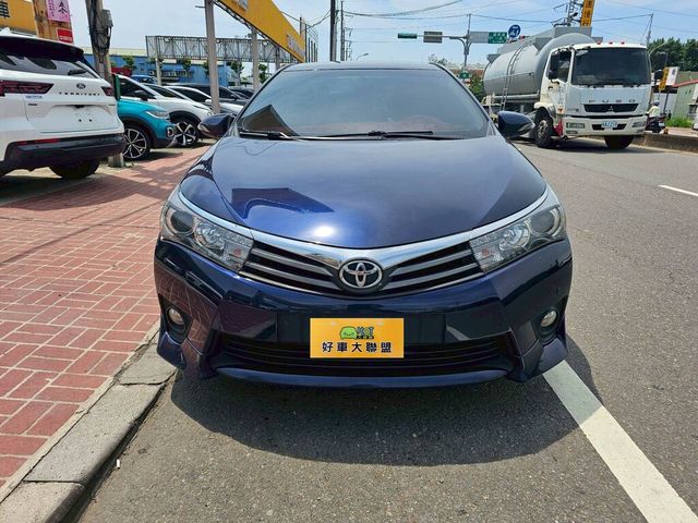 TOYOTA豐田 ALTIS  第3張相片