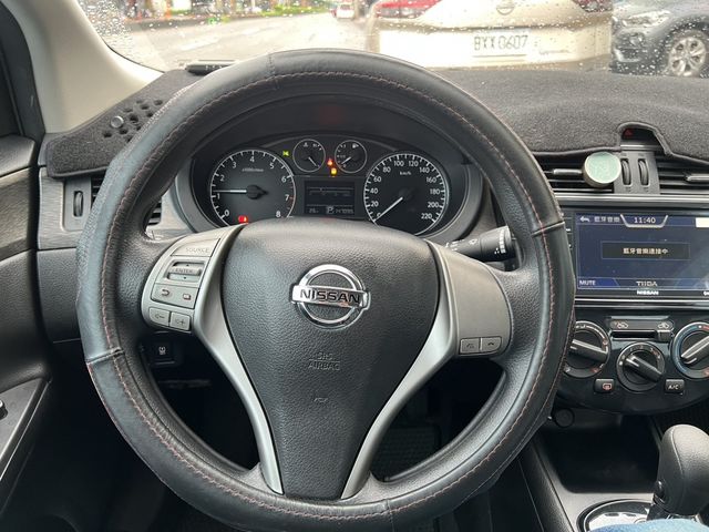 NISSAN日產 TIIDA  第6張相片