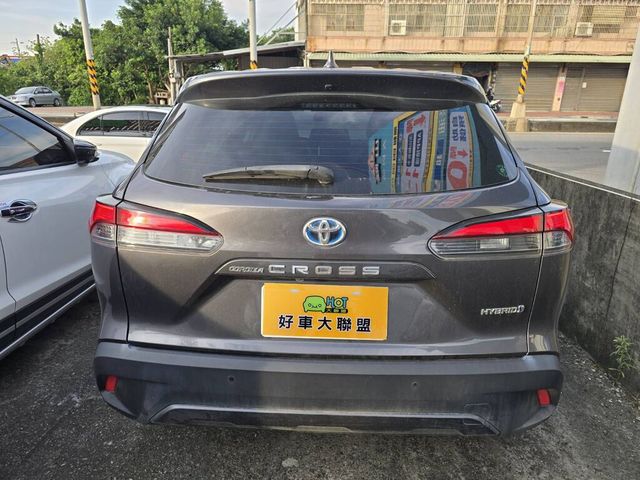 TOYOTA豐田 COROLLA CROSS HYBRID  第4張相片