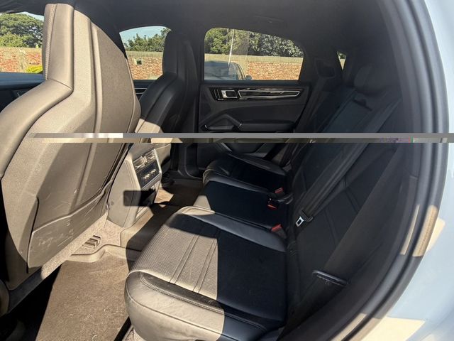 PORSCHE保時捷 CAYENNE  第10張相片
