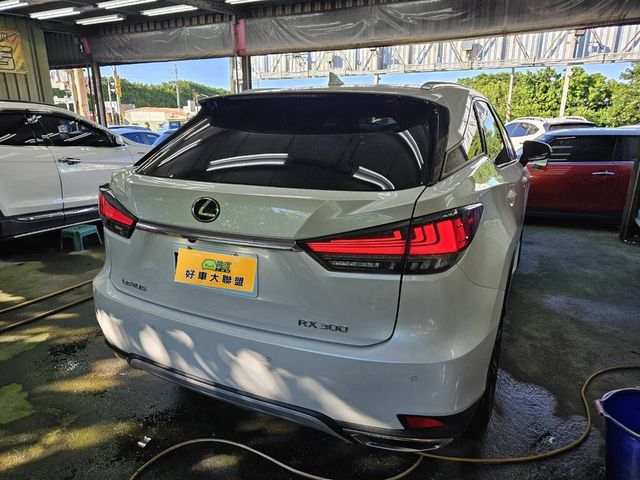 LEXUS凌志 RX300  第2張相片