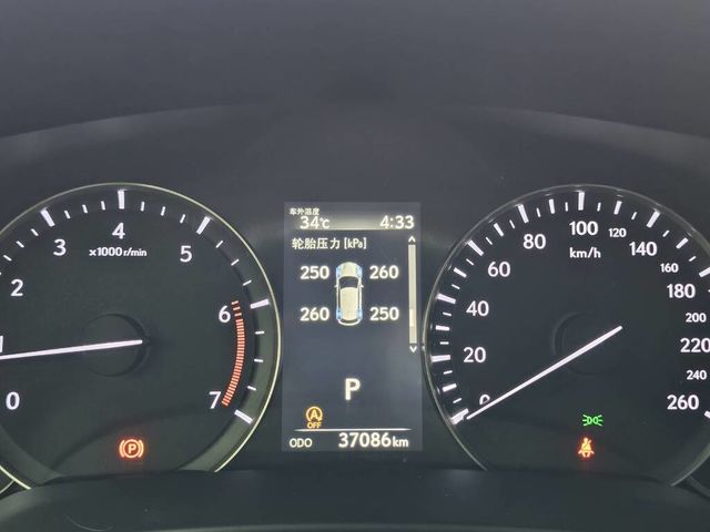 LEXUS凌志 RX300  第5張相片