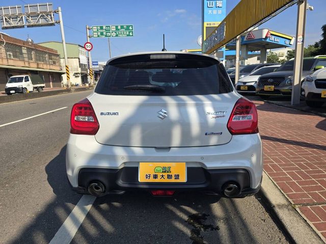 SUZUKI鈴木 SWIFT  第4張相片