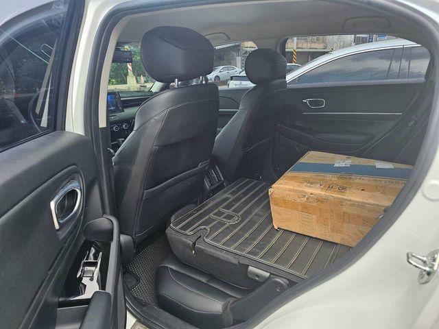 HONDA本田 HR-V  第8張相片