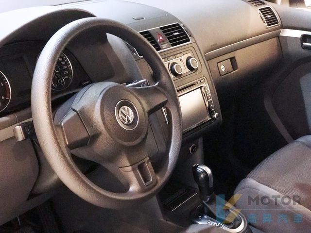 VOLKSWAGEN福斯 TOURAN  第5張相片