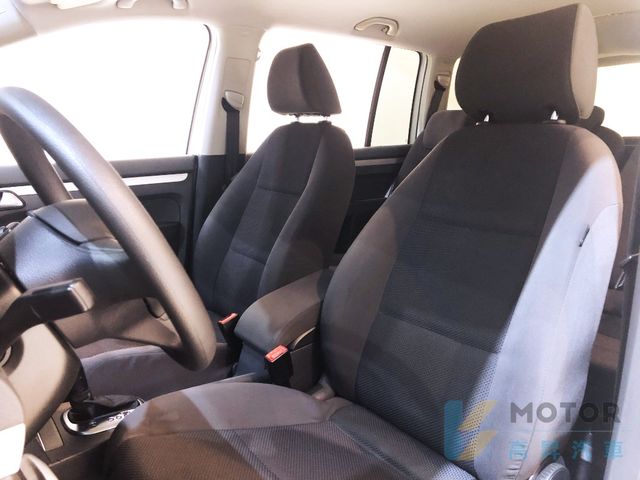VOLKSWAGEN福斯 TOURAN  第8張相片