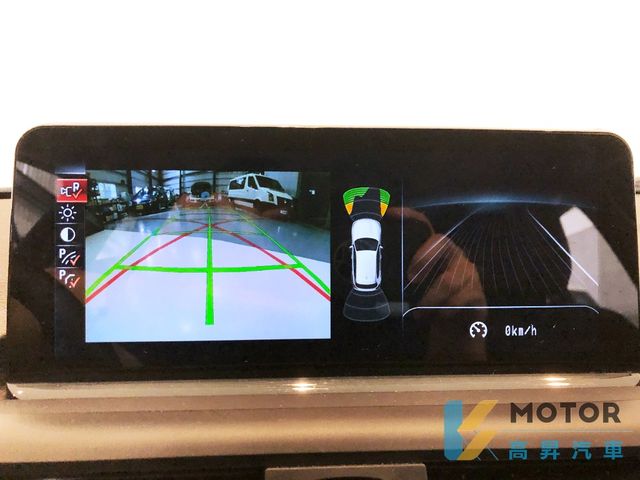 BMW寶馬 118I  第6張相片