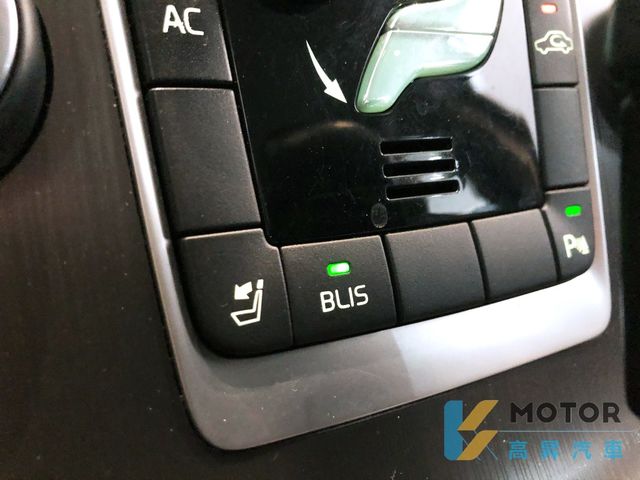 VOLVO富豪 V60  第8張相片