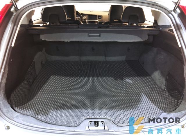VOLVO富豪 V60  第16張相片