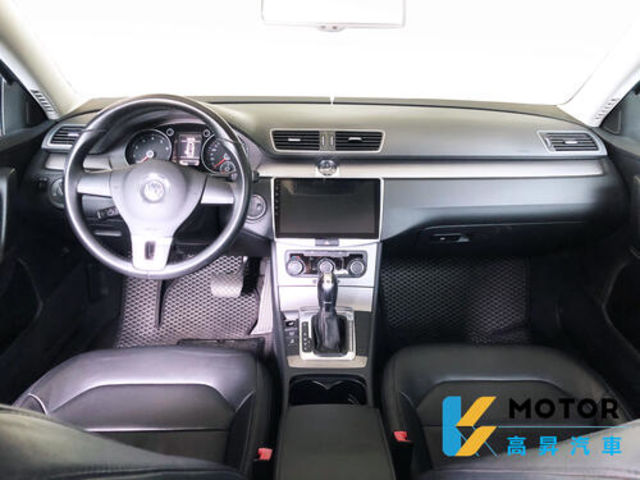 VOLKSWAGEN福斯 PASSAT  第2張相片