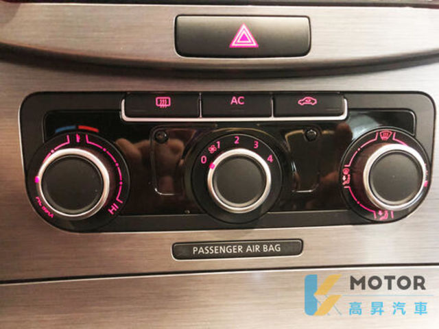 VOLKSWAGEN福斯 PASSAT  第6張相片