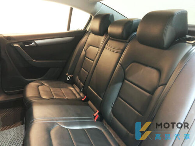 VOLKSWAGEN福斯 PASSAT  第10張相片