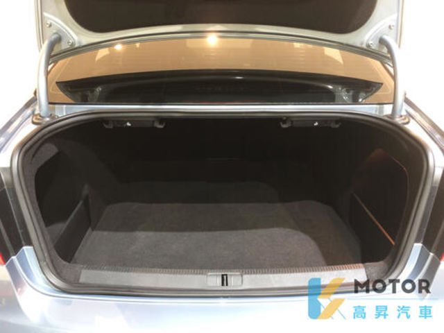 VOLKSWAGEN福斯 PASSAT  第11張相片