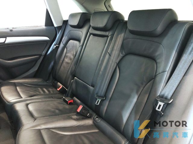 AUDI奧迪 Q5  第14張相片