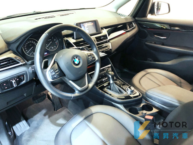 BMW寶馬 220I  第9張相片