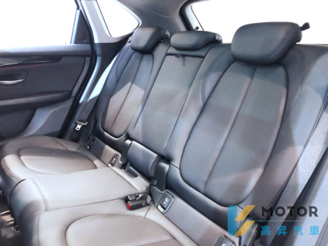 BMW寶馬 220I  第12張相片