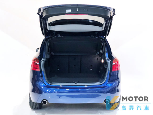 BMW寶馬 220I  第17張相片