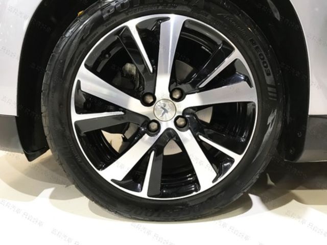 PEUGEOT寶獅 2008  第6張相片