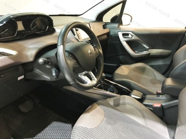 PEUGEOT寶獅 2008  第13張相片