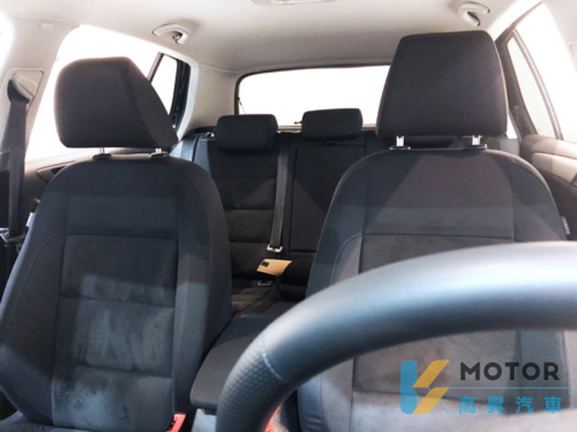 VOLKSWAGEN福斯 GOLF  第14張相片