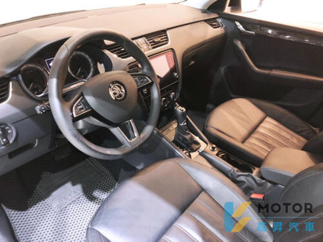SKODA司科達 OCTAVIA COMBI  第9張相片